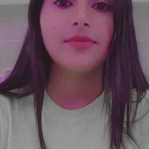 Meet your Posher, Azra